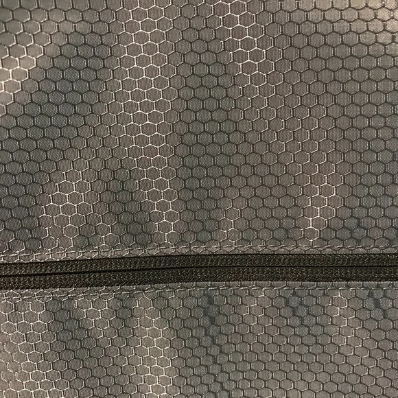 SOLD 🆕Equivlance Puma 18" CarrySack-NWT - Picture 6 of 9